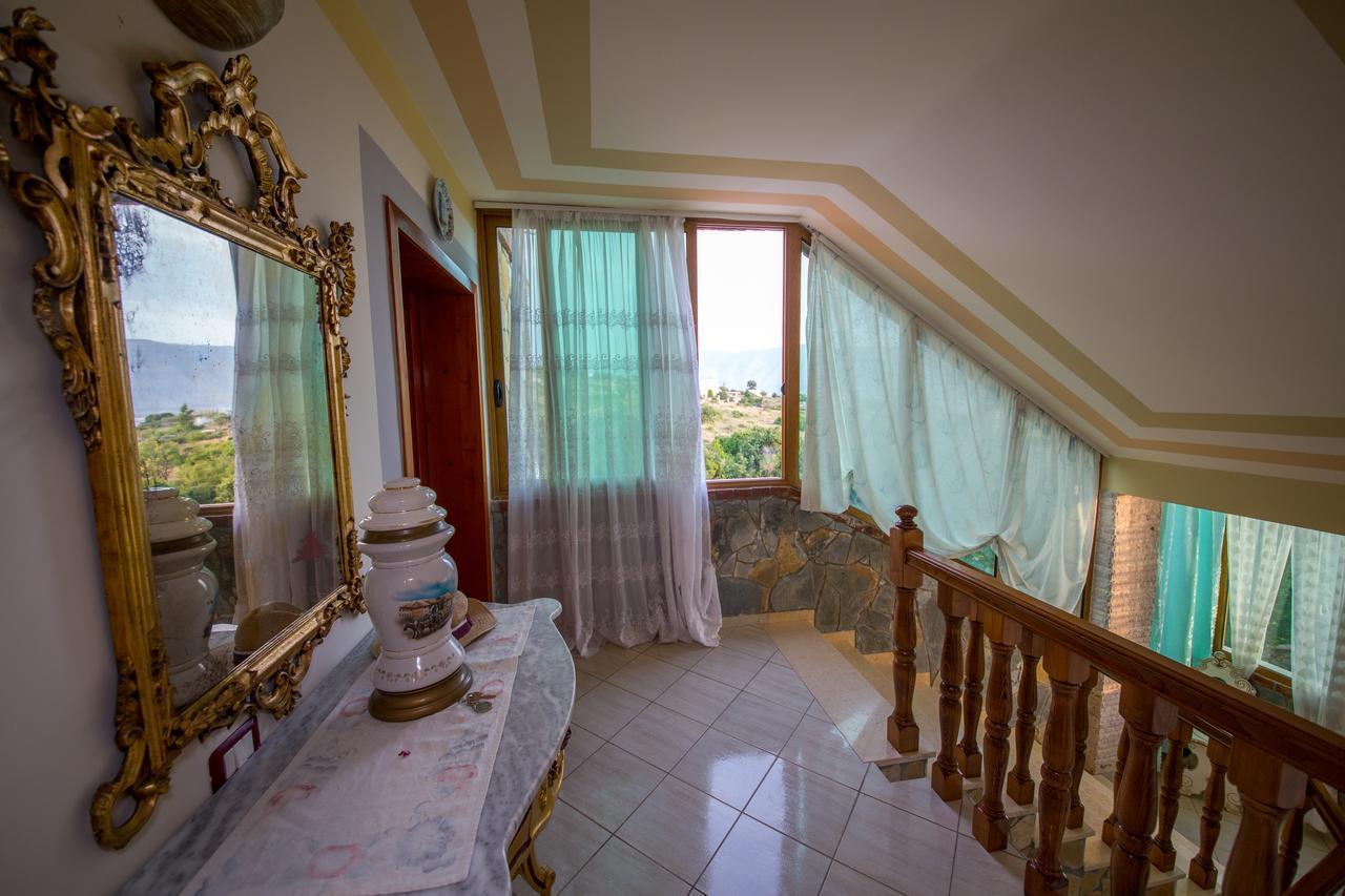 Hotel "San Saena " Radhimë Exteriér fotografie