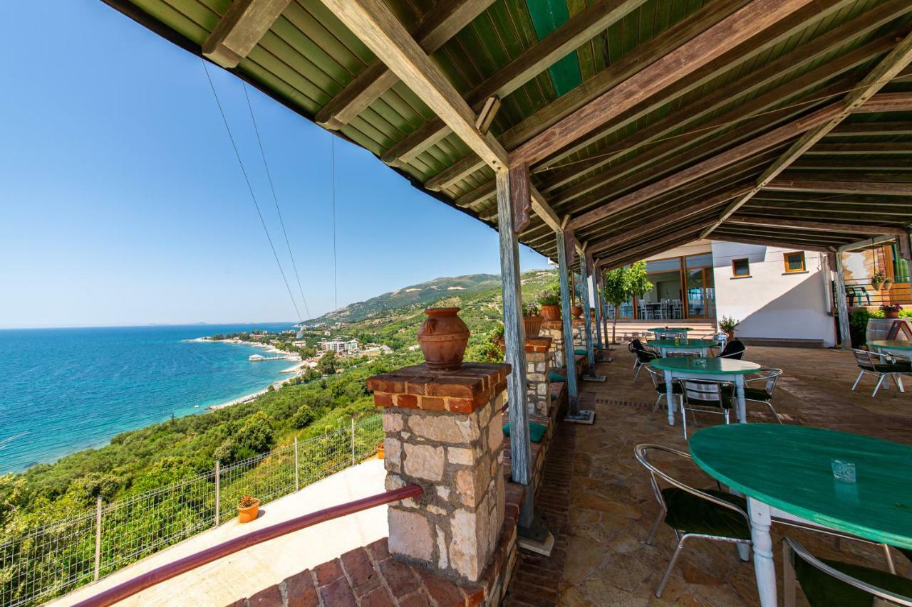 Hotel "San Saena " Radhimë Exteriér fotografie